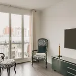 2 Pieces 48M2 A Paris